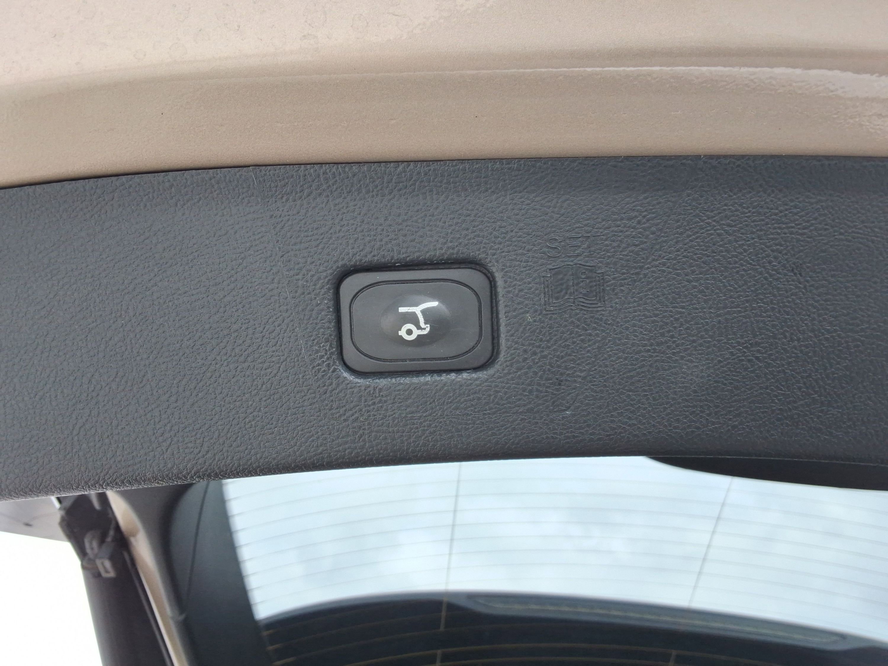 Used 2021 Ford Edge SEL w/ Convenience Package AWD/4WD image 26