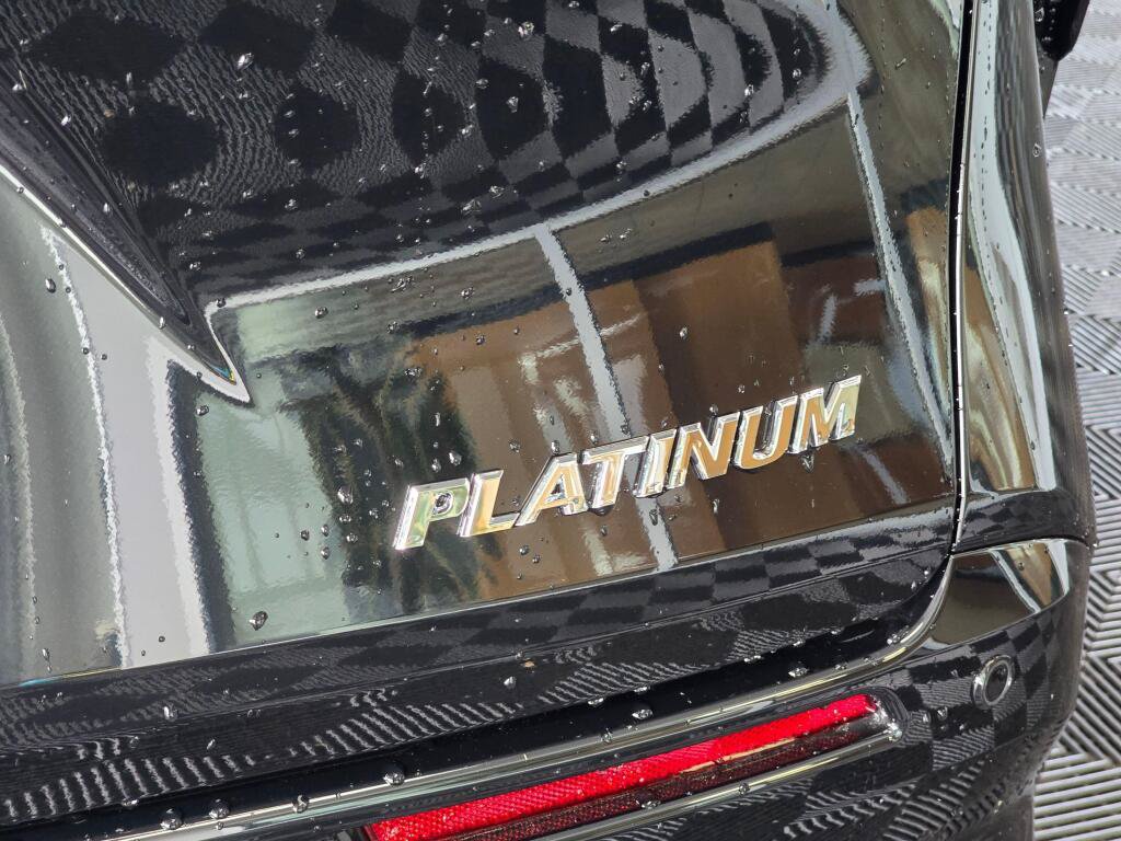 New 2026 Toyota Sienna Platinum AWD/4WD image 14