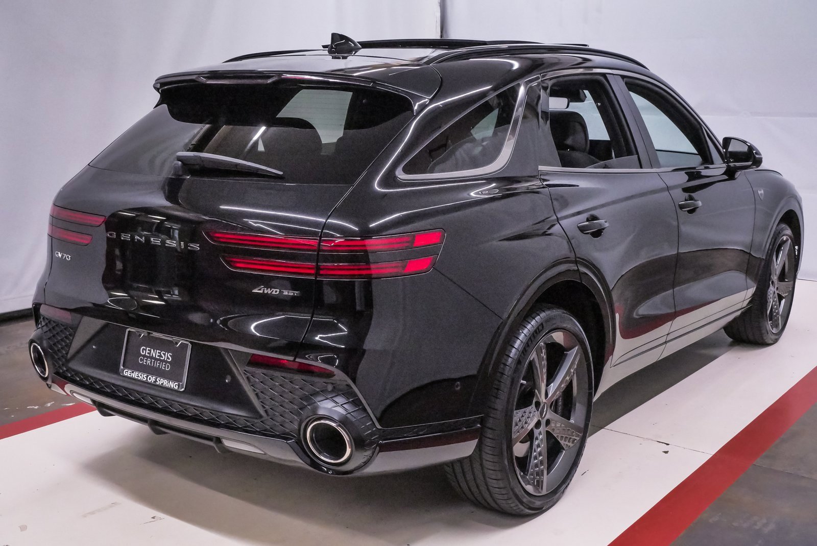 Certified 2025 Genesis GV70 3.5T Sport w/ Sport Advanced Package image 6