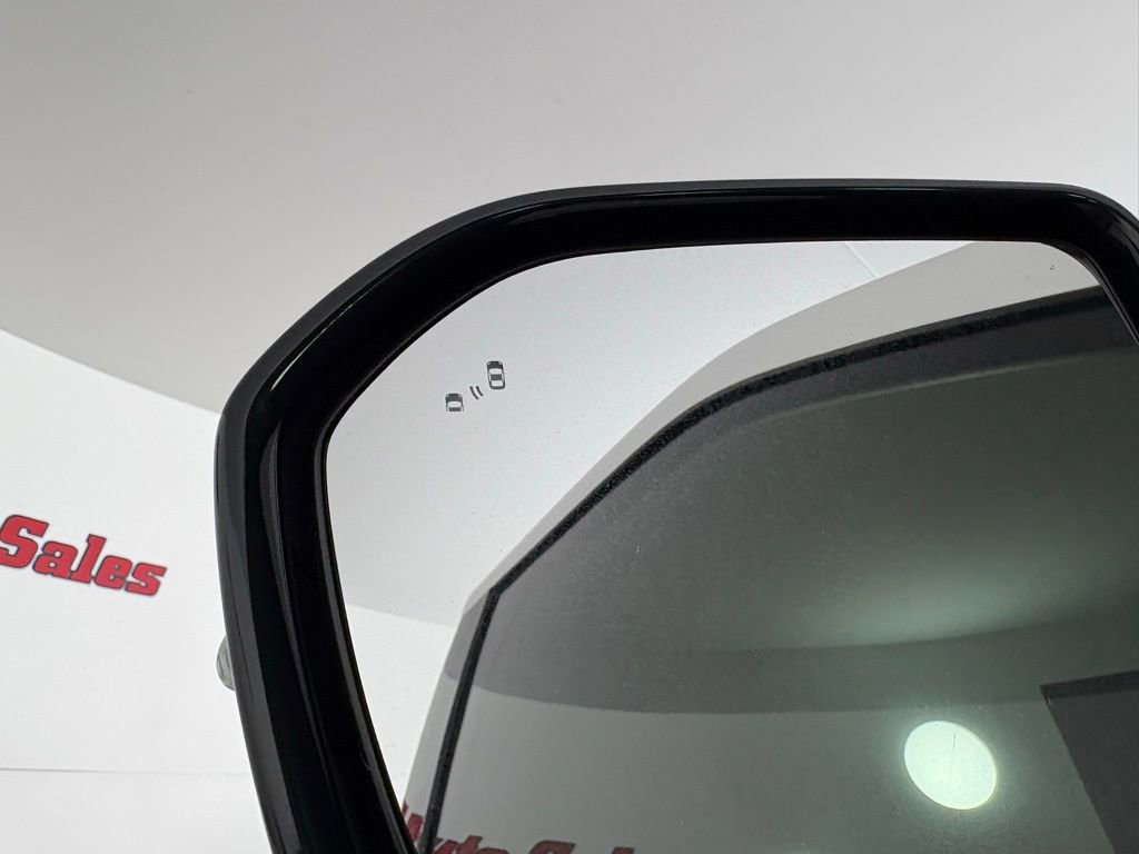 Used 2020 Ford Expedition XLT w/ Equipment Group 202A RWD image 19