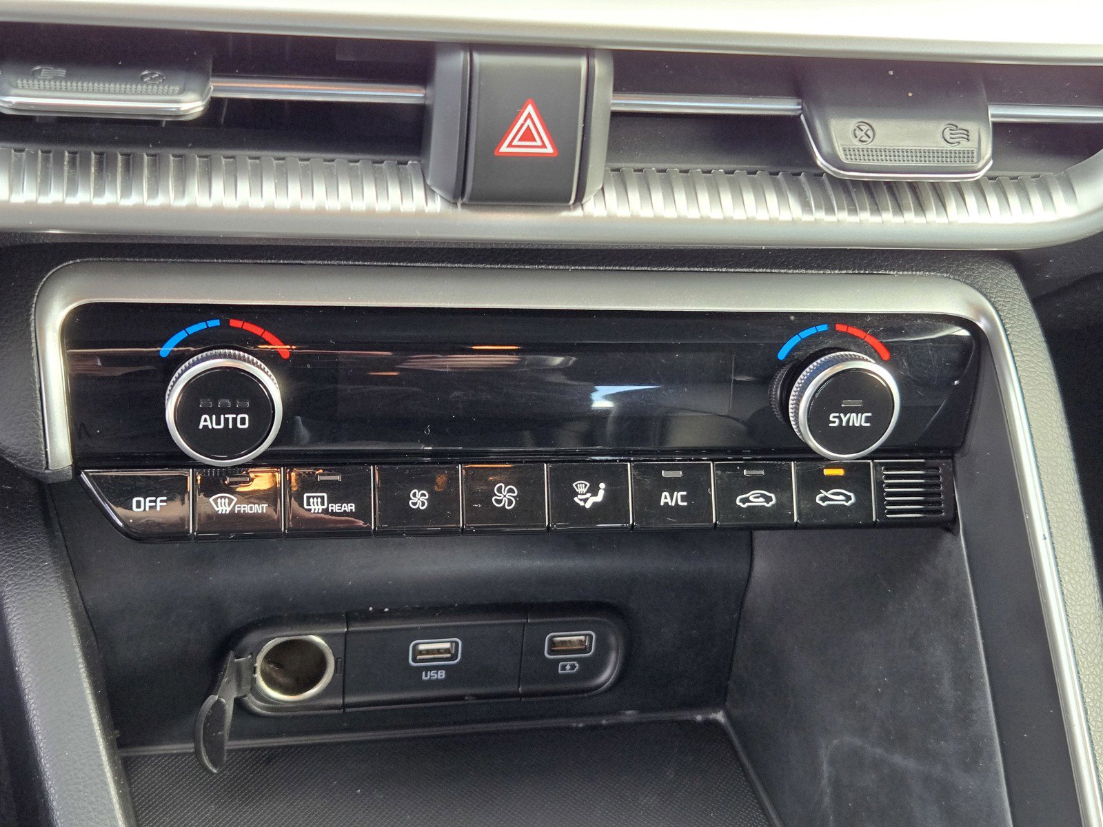 Used 2024 Kia K5 GT-Line w/ GT-Line Premium Package image 19