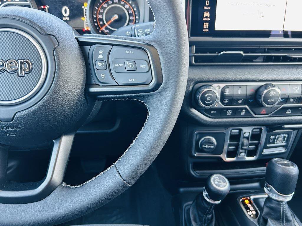 New 2025 Jeep Gladiator Sport image 16
