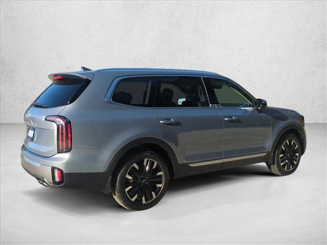 Used 2025 Kia Telluride SX w/ SX Captain's Chair Package image 5