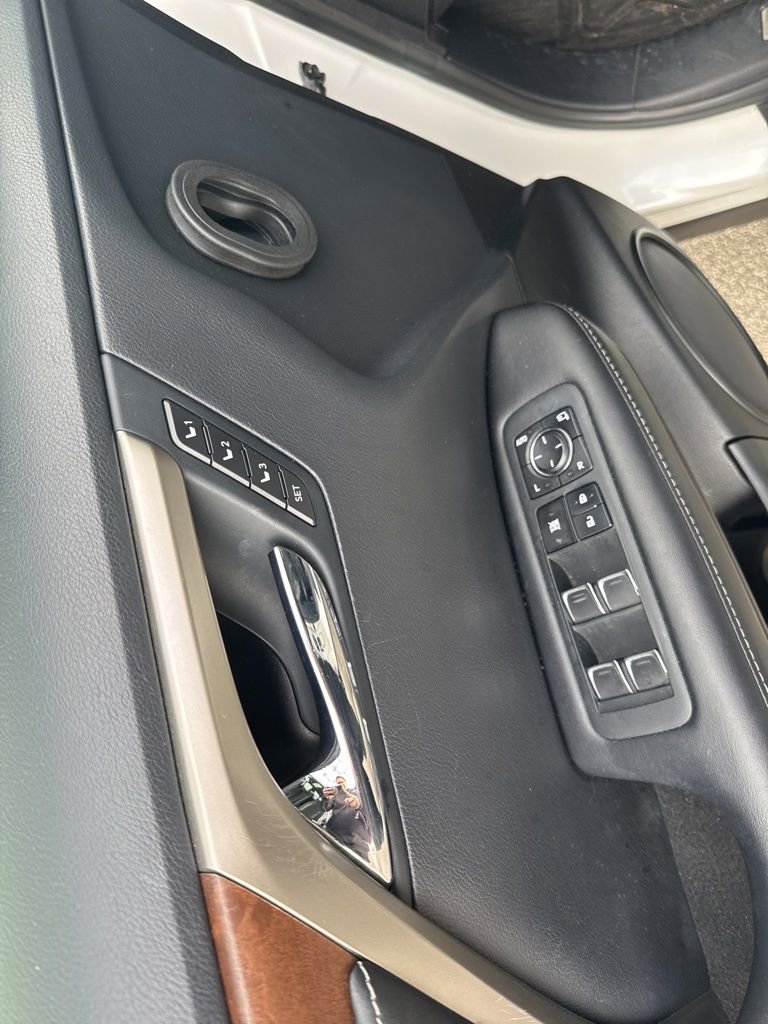 Used 2021 Lexus RX 350L Premium w/ Premium Package image 8