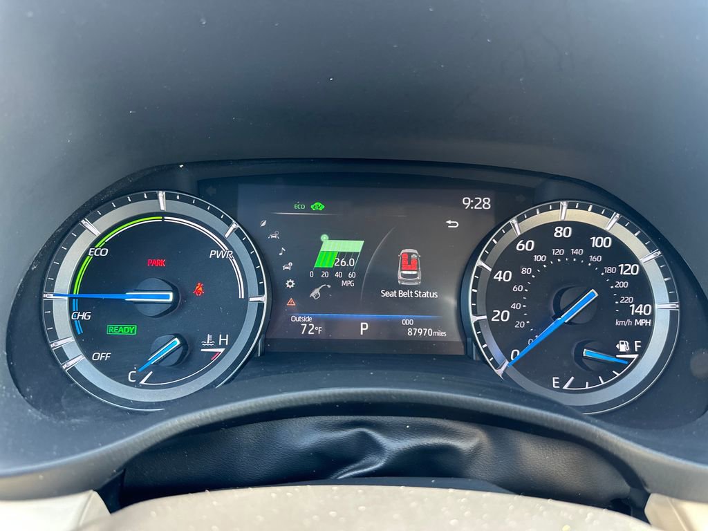 Used 2020 Toyota Highlander XLE AWD/4WD image 20