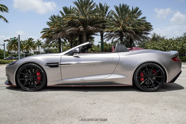 Used 2014 Aston Martin Vanquish Volante RWD image 1