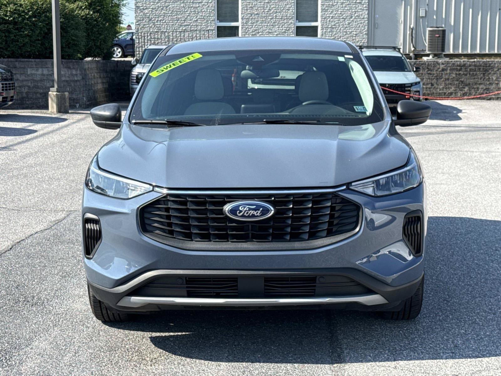 Used 2024 Ford Escape Active w/ Cold Weather Package FWD image 30