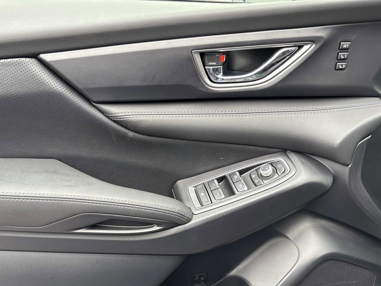 New 2025 Subaru Ascent Limited image 15