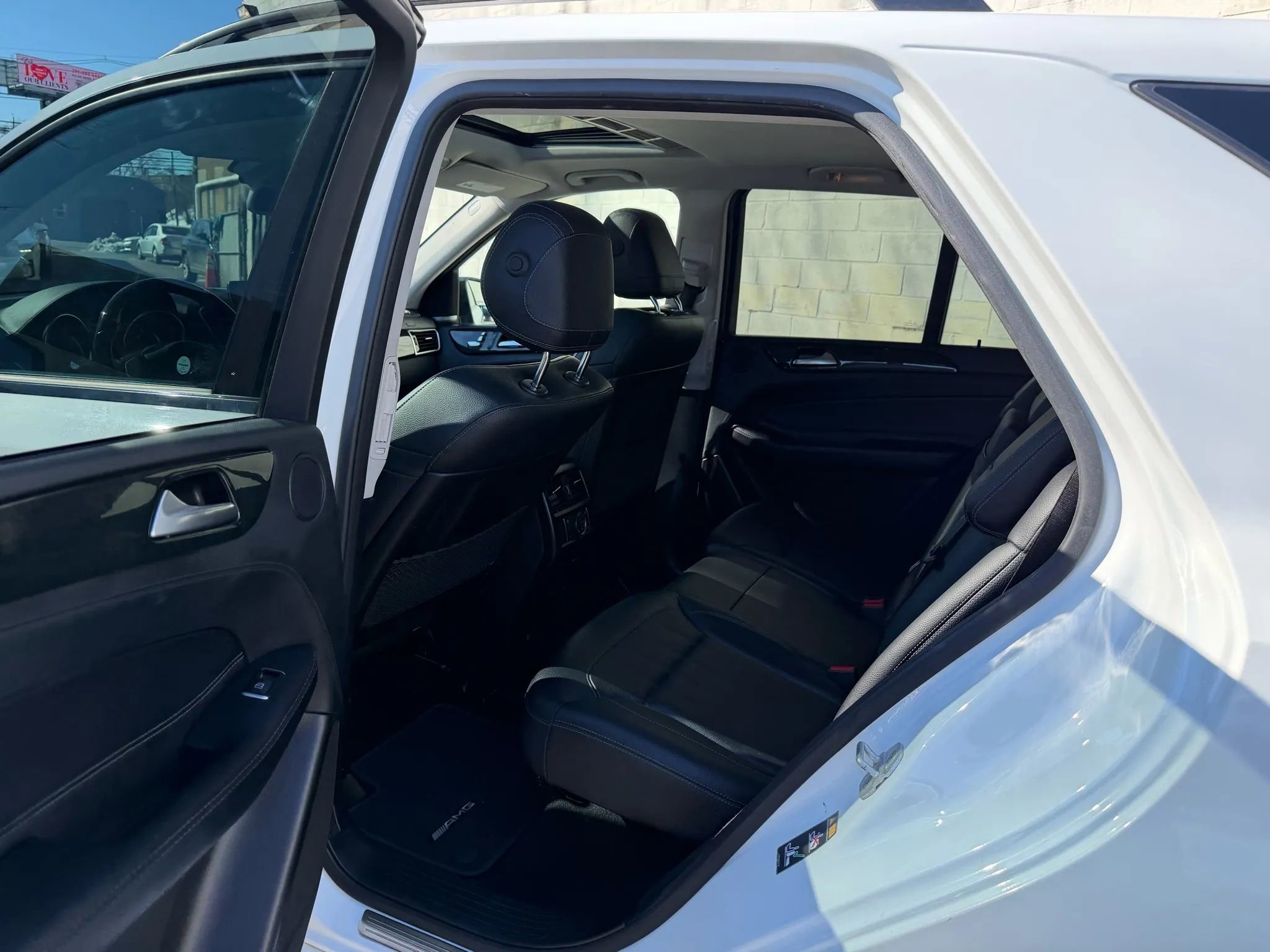 Used 2018 Mercedes-Benz GLE 43 AMG 4MATIC image 29