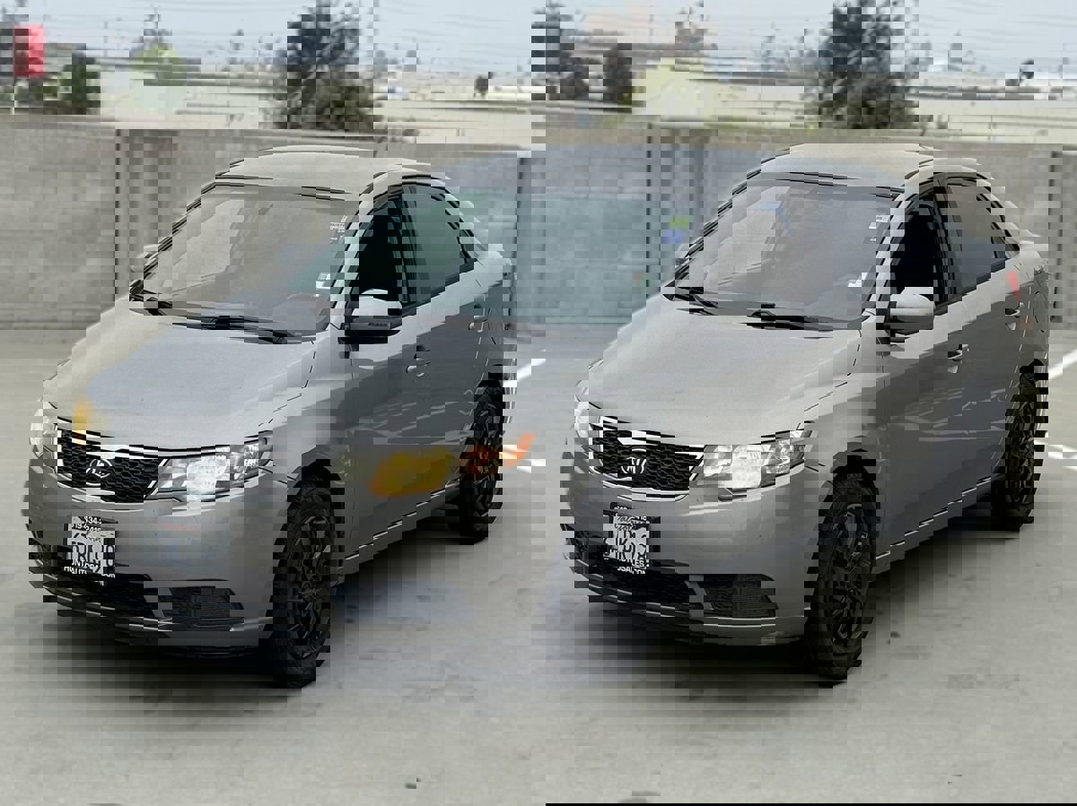 Used 2012 Kia Forte EX image 6