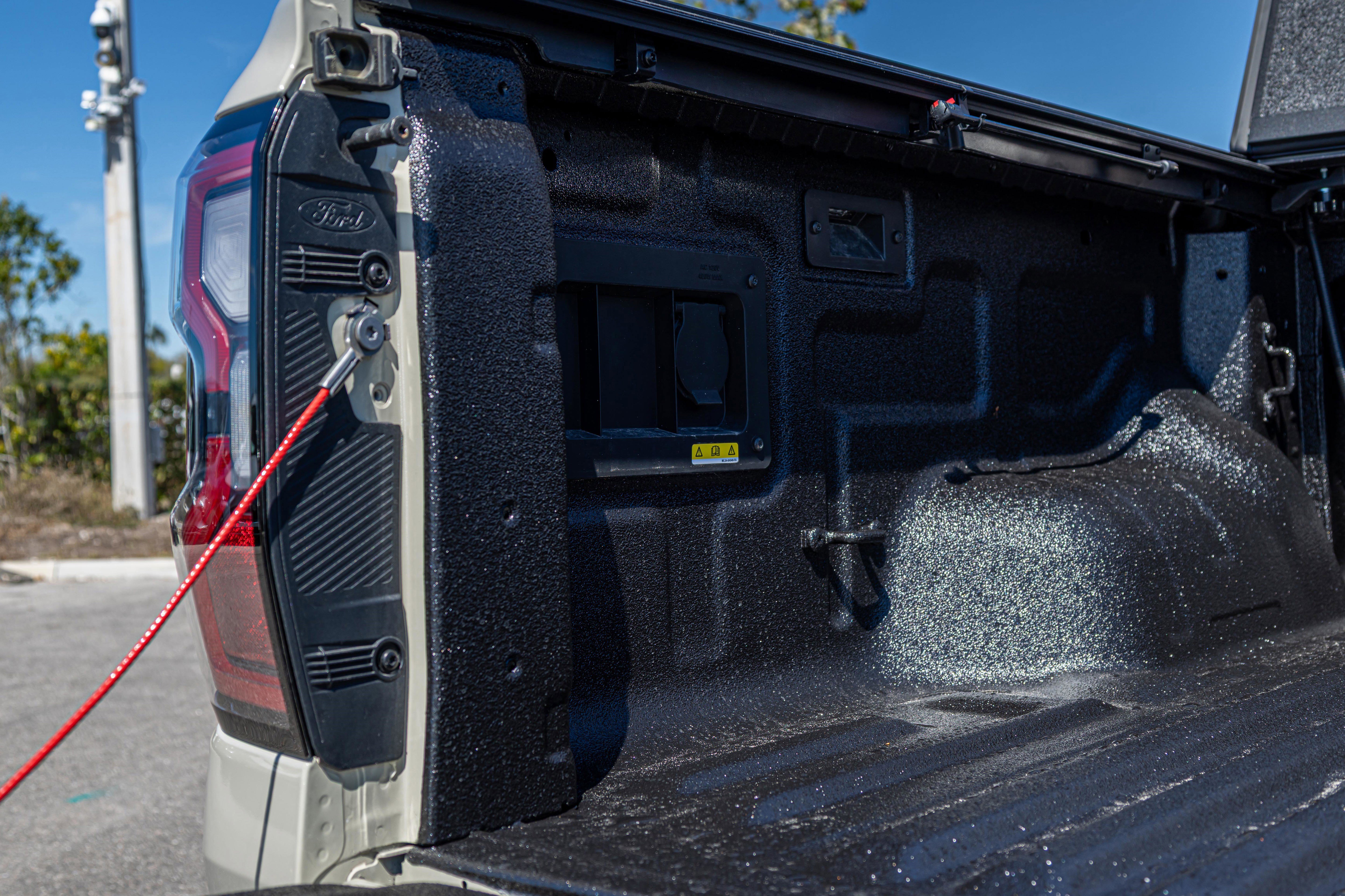 New 2025 Ford Ranger Raptor image 46