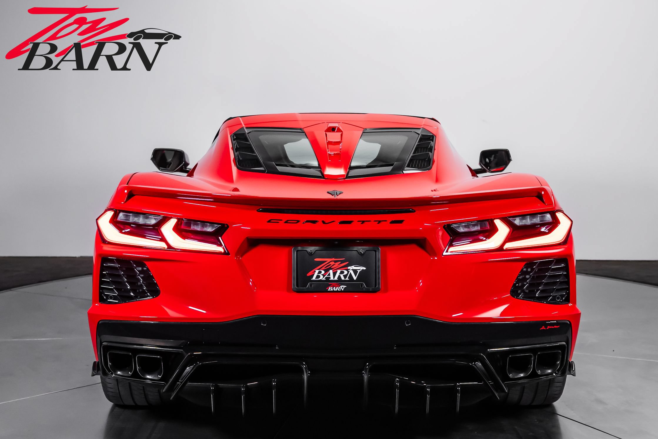Used 2024 Chevrolet Corvette Stingray Coupe w/ 1LT RWD image 3