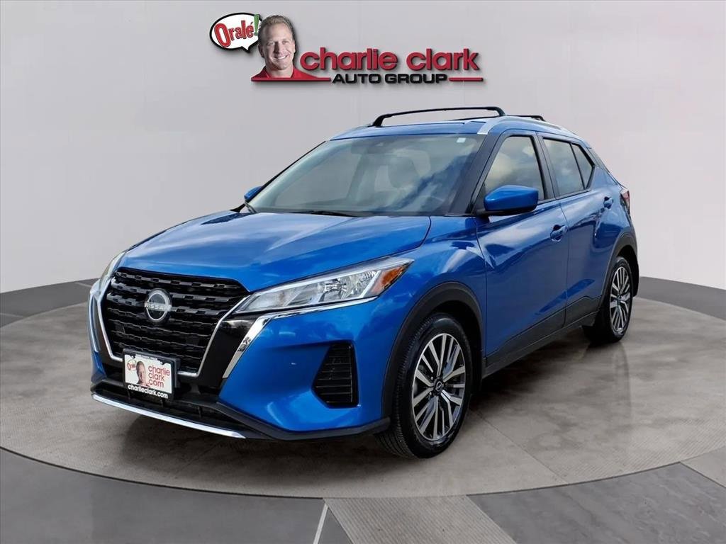 Used 2024 Nissan Kicks SV w/ Exterior Package image 1