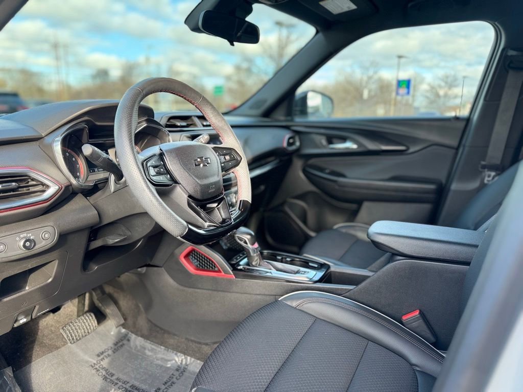 Used 2023 Chevrolet TrailBlazer RS image 15