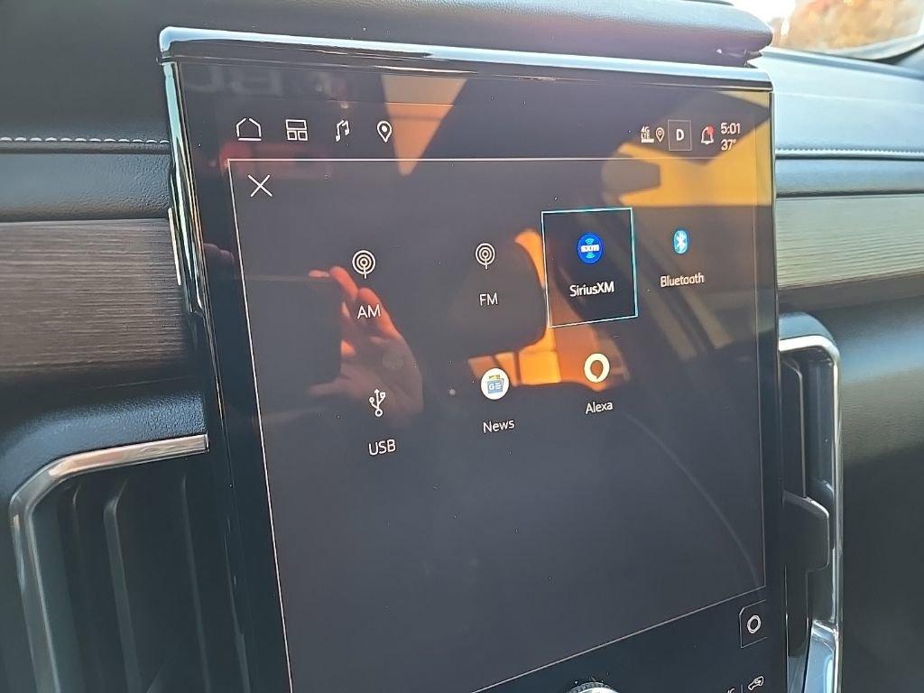 Used 2024 GMC Acadia Denali w/ Super Cruise Package image 31