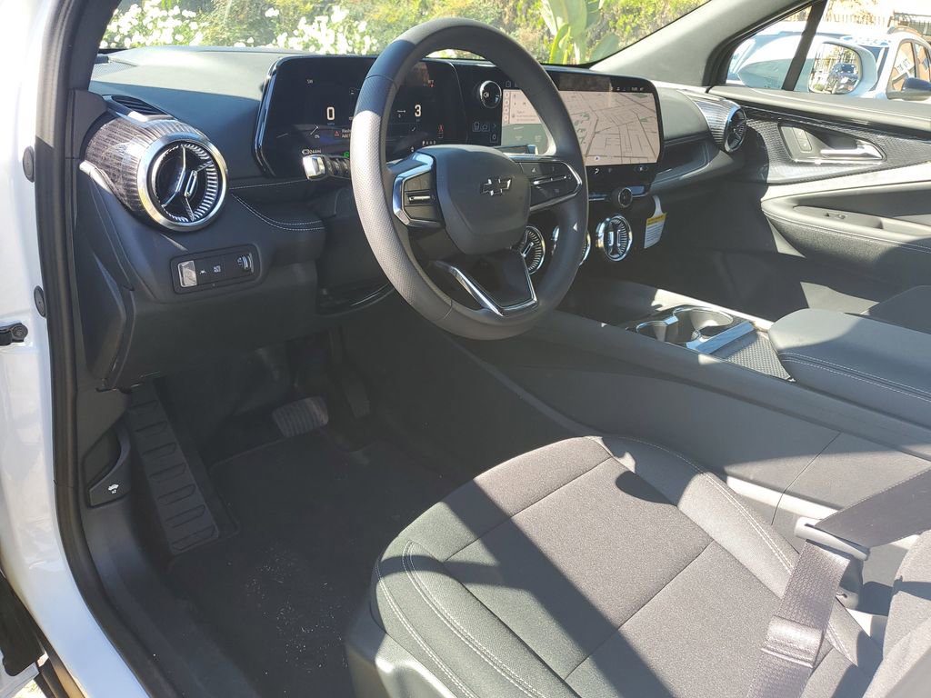 Used 2026 Chevrolet Blazer EV LT w/ Midnight/Sport Edition image 17