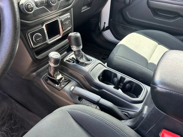 Used 2018 Jeep Wrangler Unlimited Sport AWD/4WD image 25