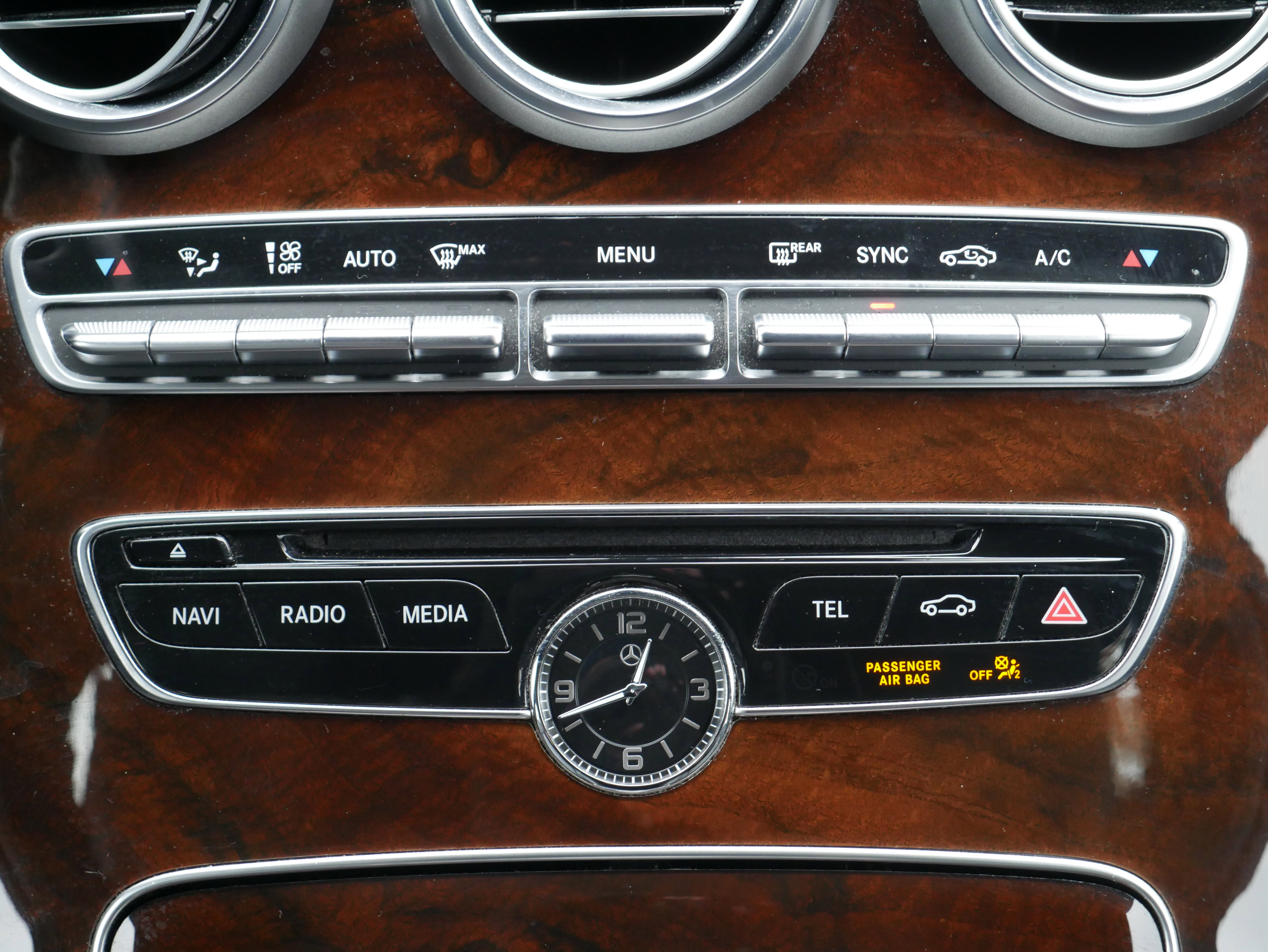 Used 2018 Mercedes-Benz C 300 C 300 image 19