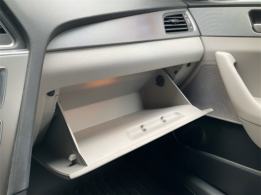 Used 2017 Hyundai Sonata SE w/ Cargo Package image 28