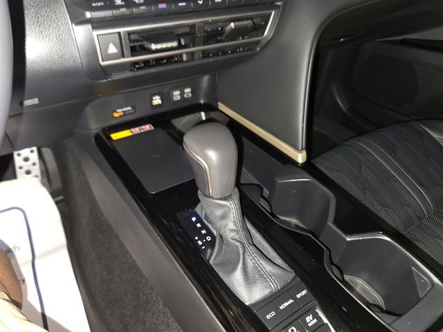 Used 2025 Toyota Camry XSE image 19