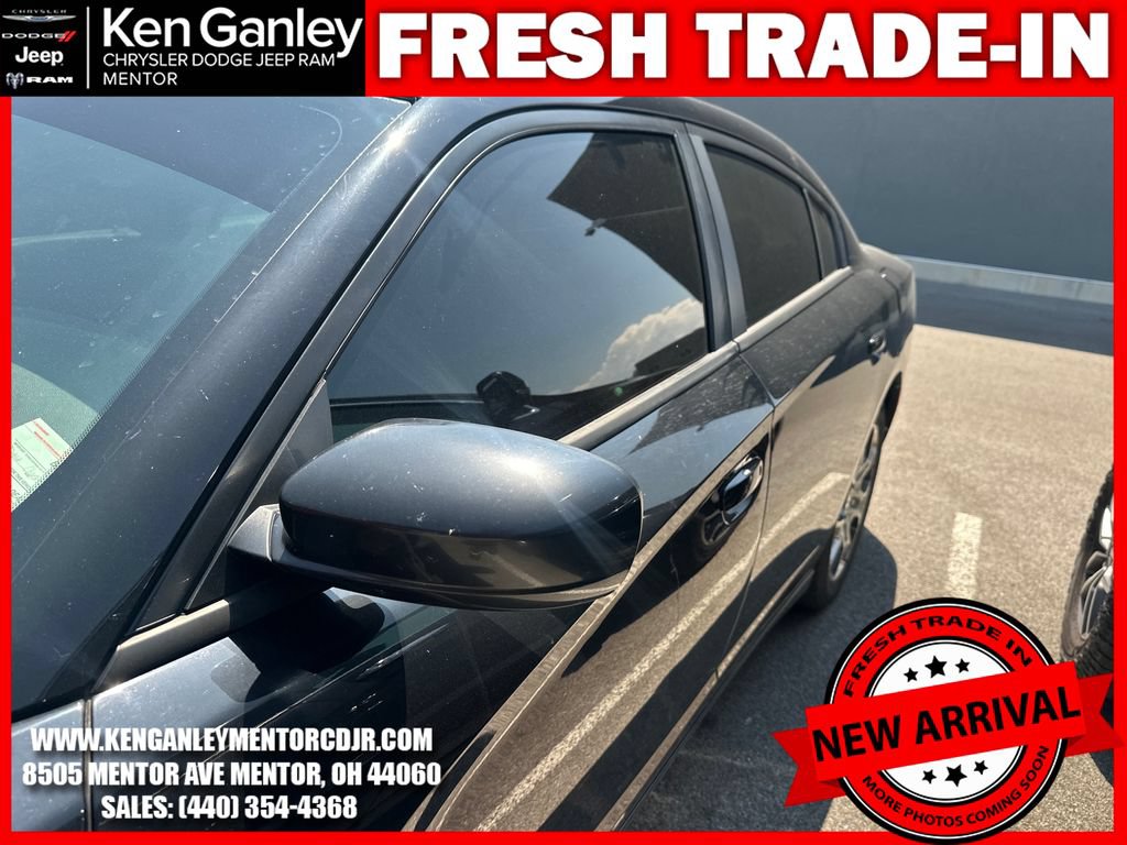 Used 2016 Dodge Charger SXT AWD/4WD image 3
