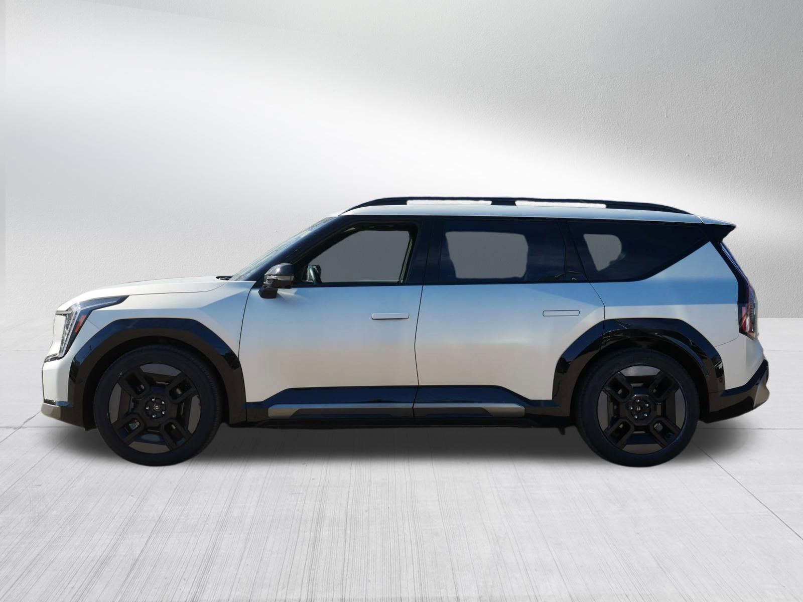 Certified 2024 Kia EV9 GT-Line AWD/4WD image 4