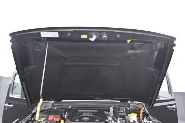 Used 2024 Jeep Wrangler Unlimited AWD/4WD image 21