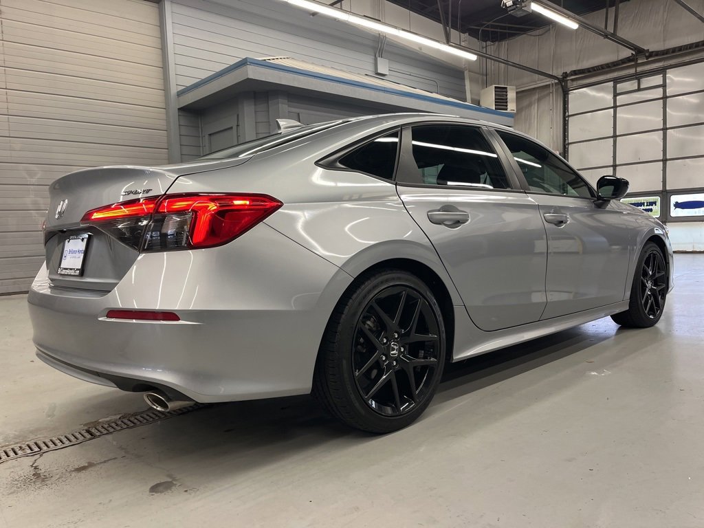 Used 2023 Honda Civic Sport image 7