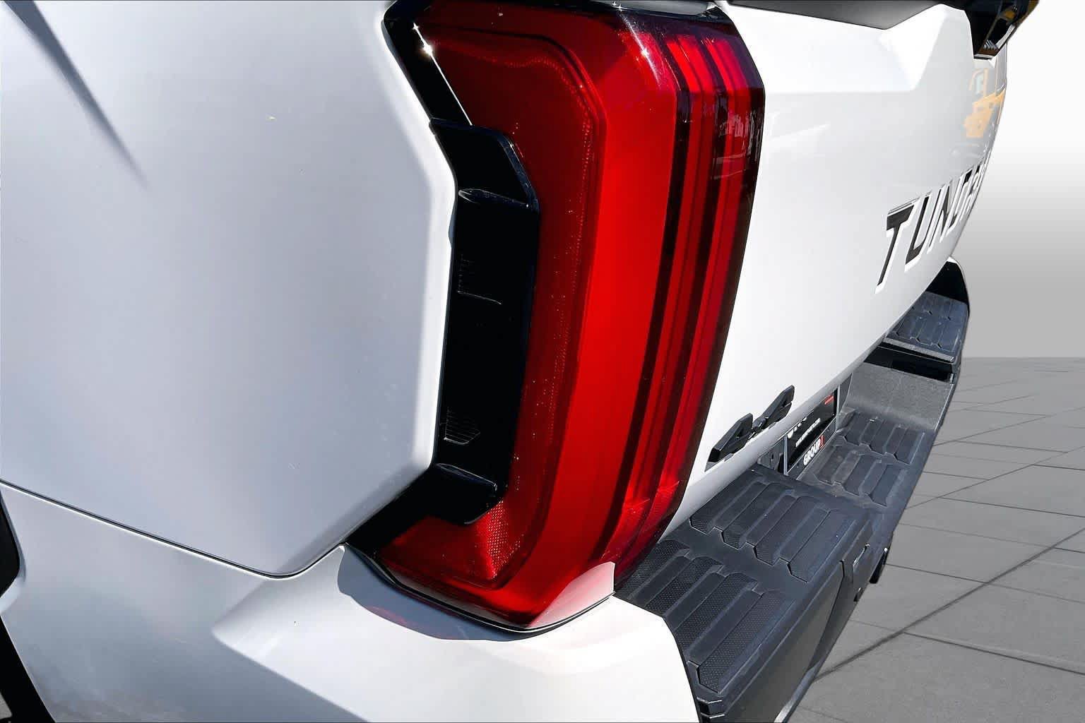 Used 2024 Toyota Tundra SR5 w/ SR5 Convenience Package AWD/4WD image 27