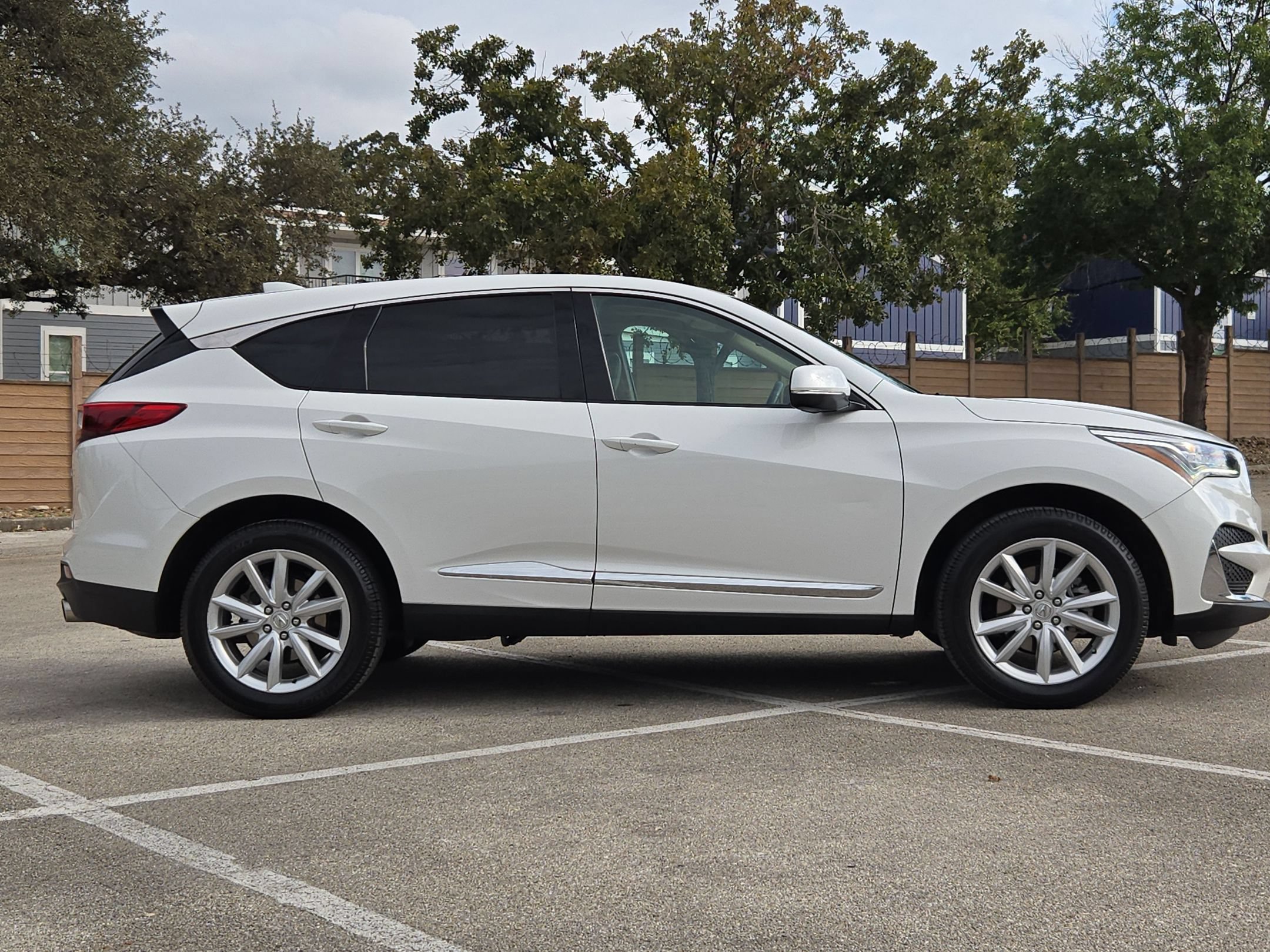 Used 2021 Acura RDX FWD image 2