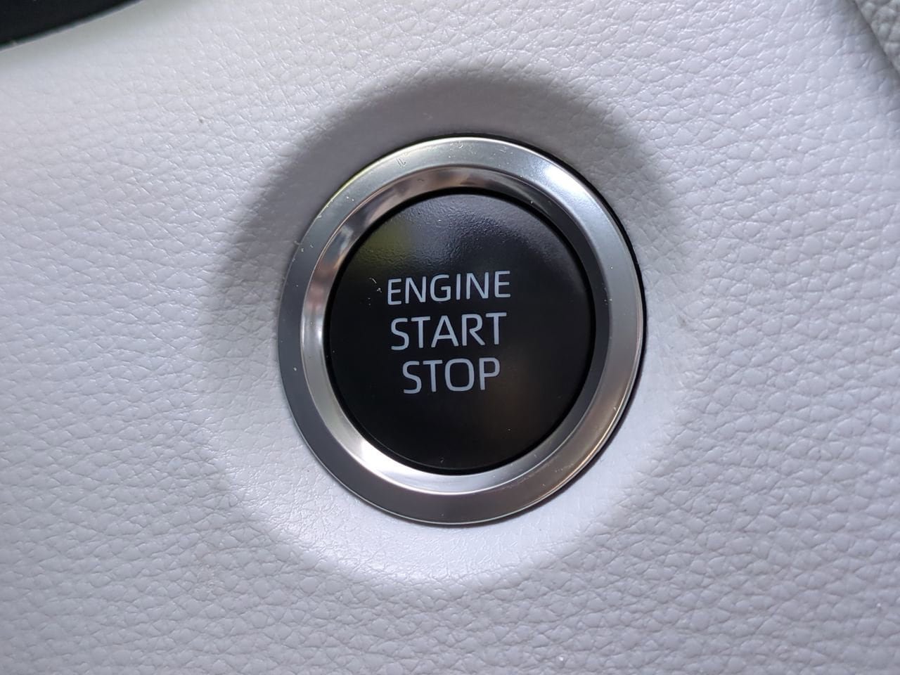 Used 2024 Toyota Corolla SE FWD image 25
