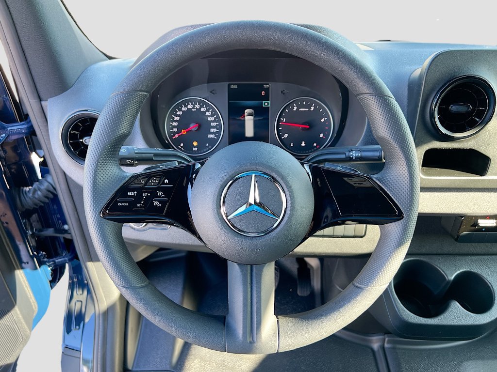 New 2025 Mercedes-Benz Sprinter 2500 image 13