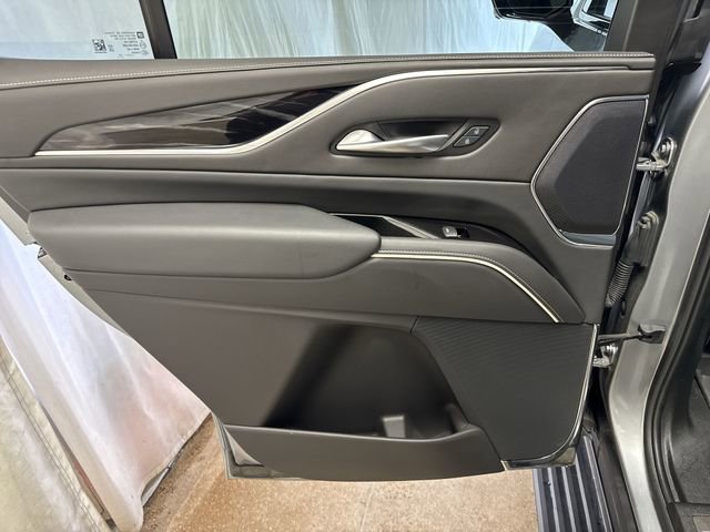 Used 2024 Cadillac Escalade Sport w/ LPO, ONYX Package AWD/4WD image 29