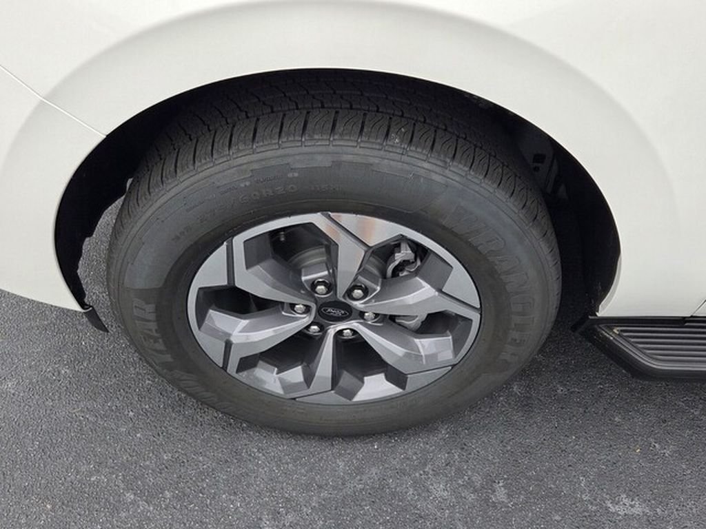 New 2027 Ford Expedition Active RWD image 20