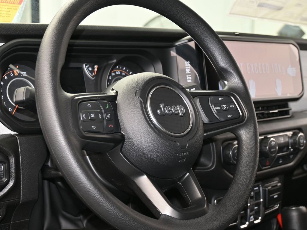 New 2026 Jeep Gladiator Sport AWD/4WD image 13