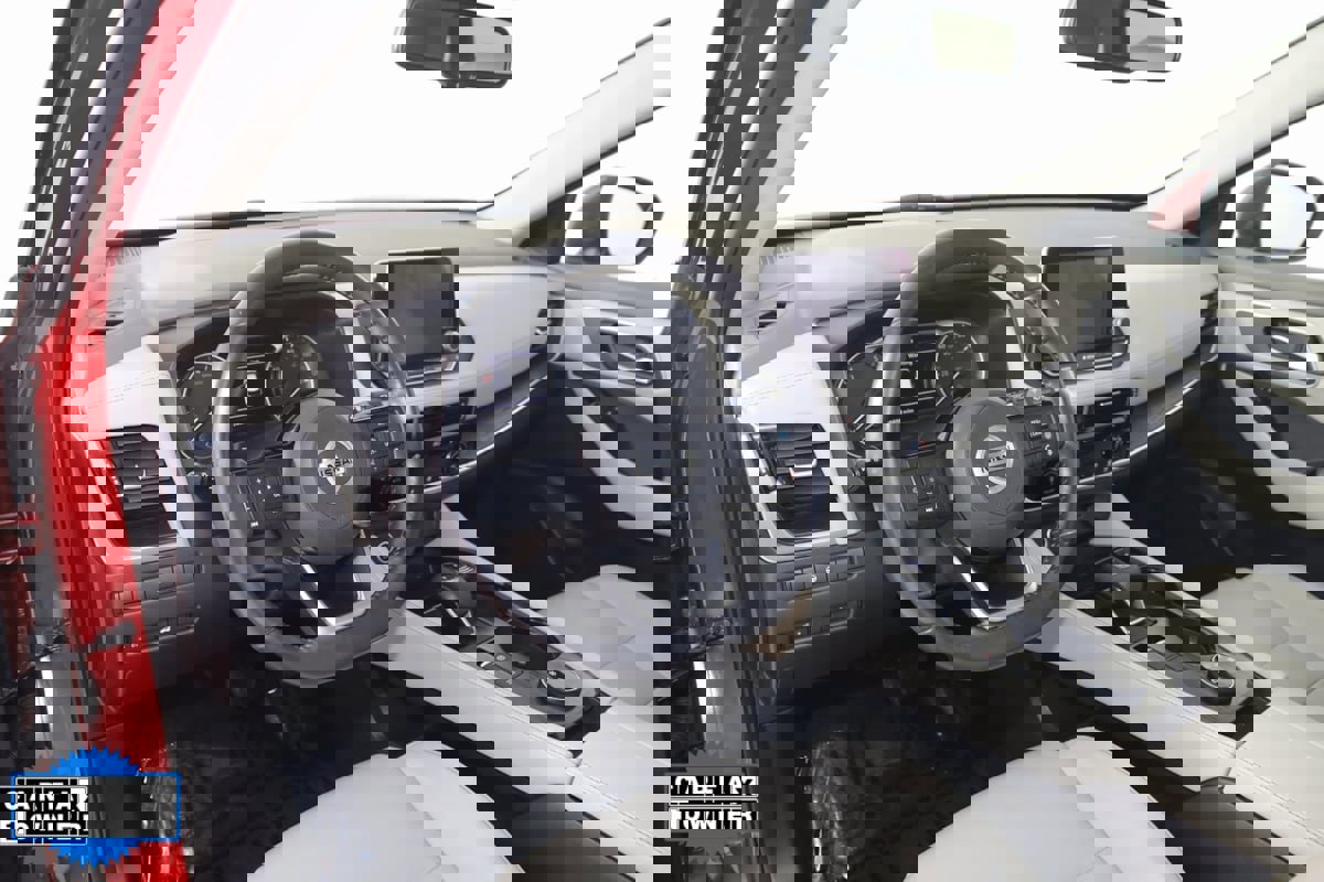 Used 2021 Nissan Rogue SL image 23