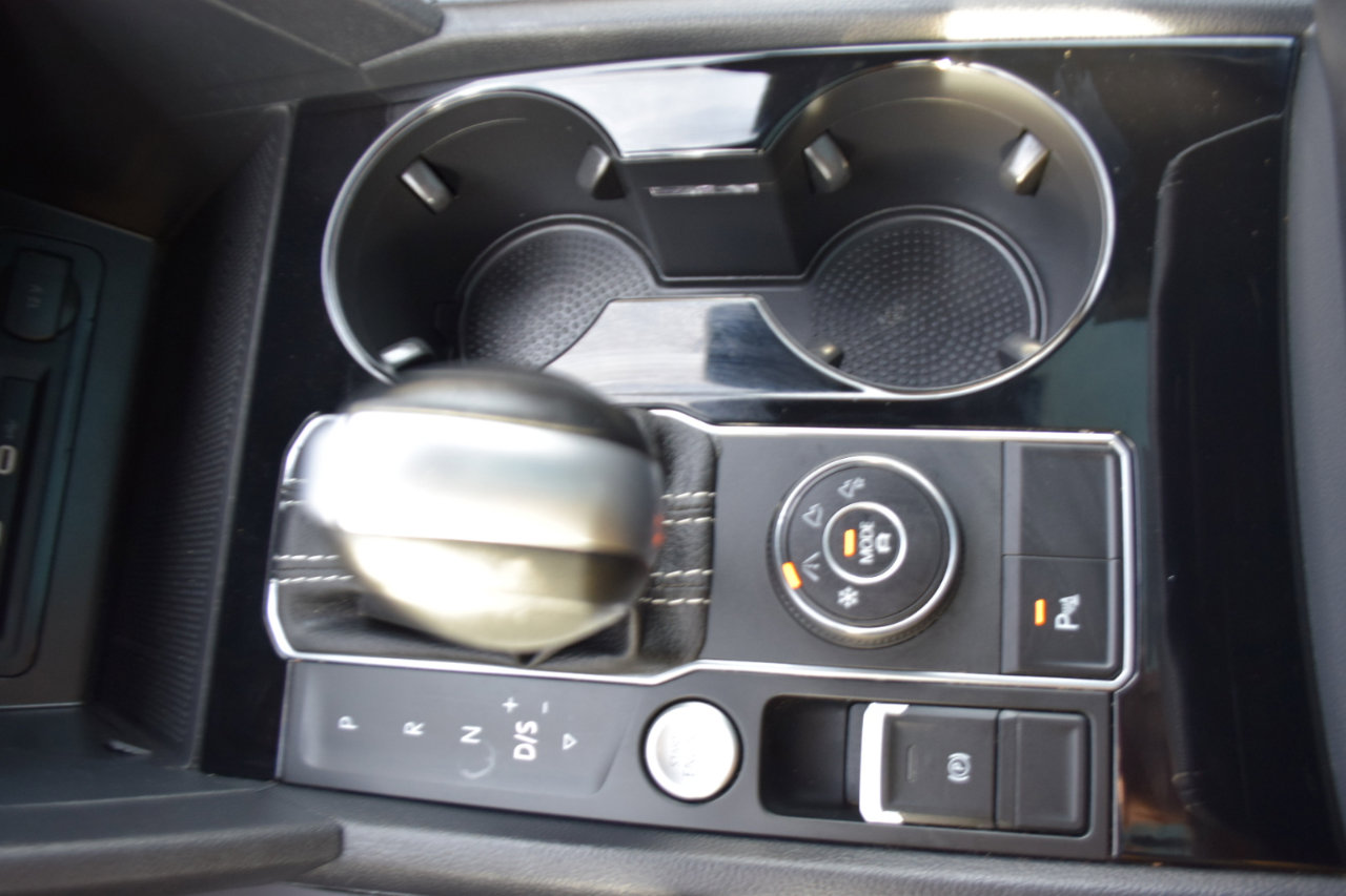 Used 2023 Volkswagen Atlas Cross Sport SEL image 22