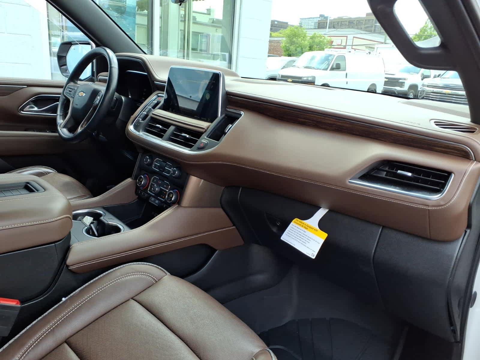 Used 2023 Chevrolet Suburban High Country AWD/4WD image 20