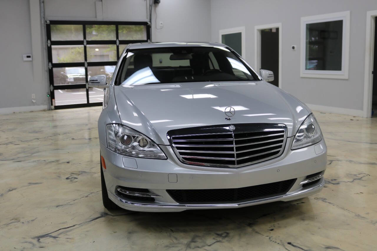 Used 2013 Mercedes-Benz S 550 4MATIC image 3
