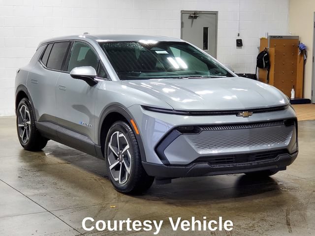 New 2026 Chevrolet Equinox EV LT FWD image 3