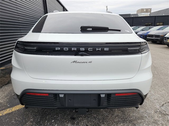 New 2025 Porsche Macan 4 Electric image 6