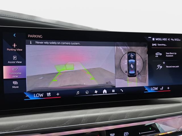 Certified 2026 BMW 740i xDrive AWD/4WD image 22