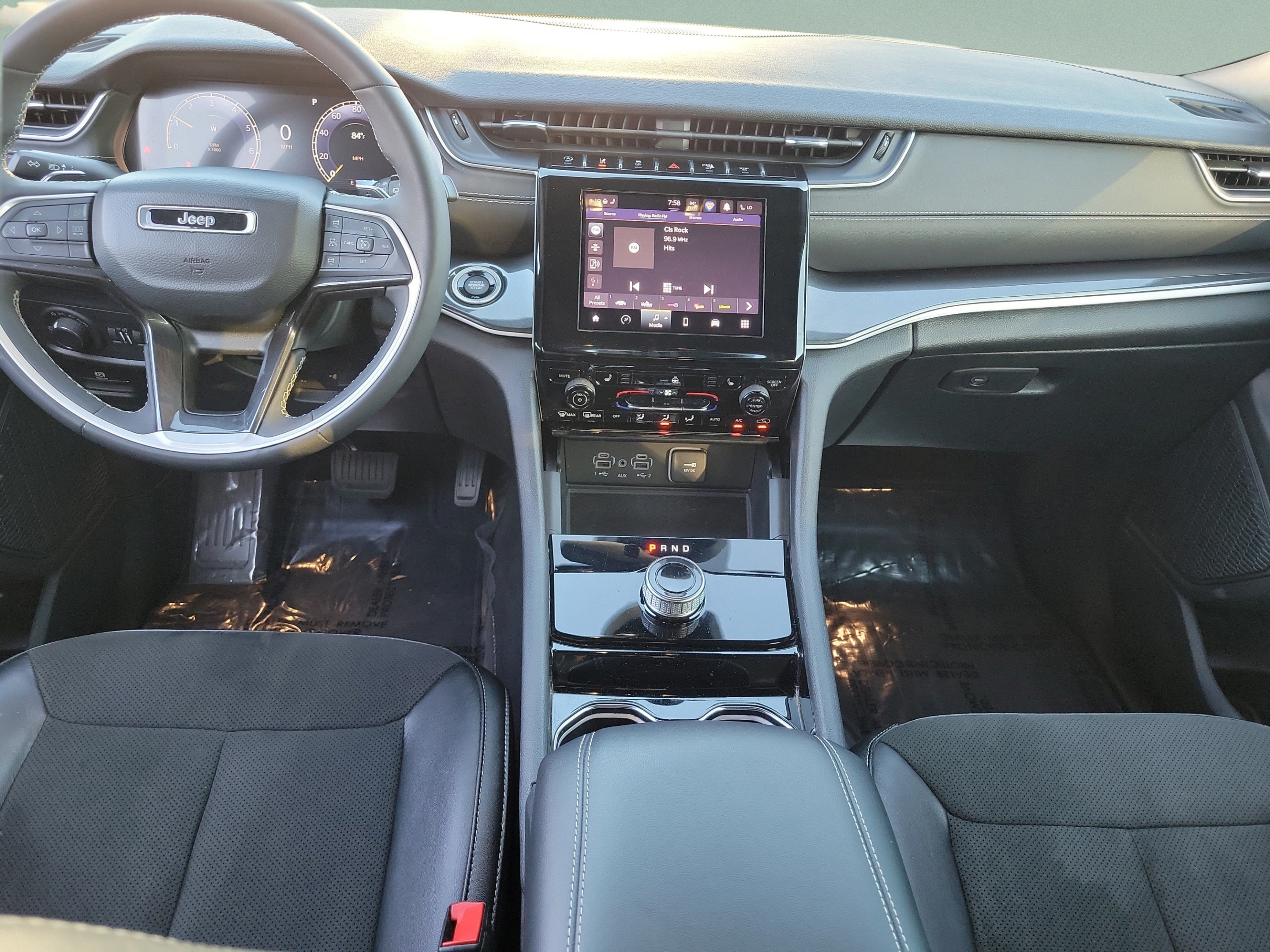 Certified 2023 Jeep Grand Cherokee L Laredo AWD/4WD image 9