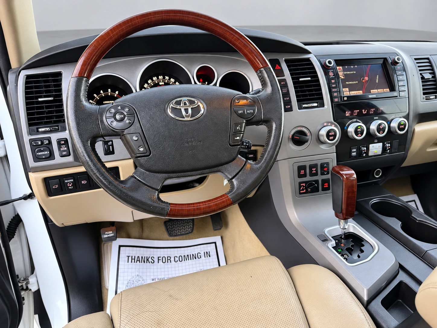 Used 2011 Toyota Sequoia Platinum AWD/4WD image 9