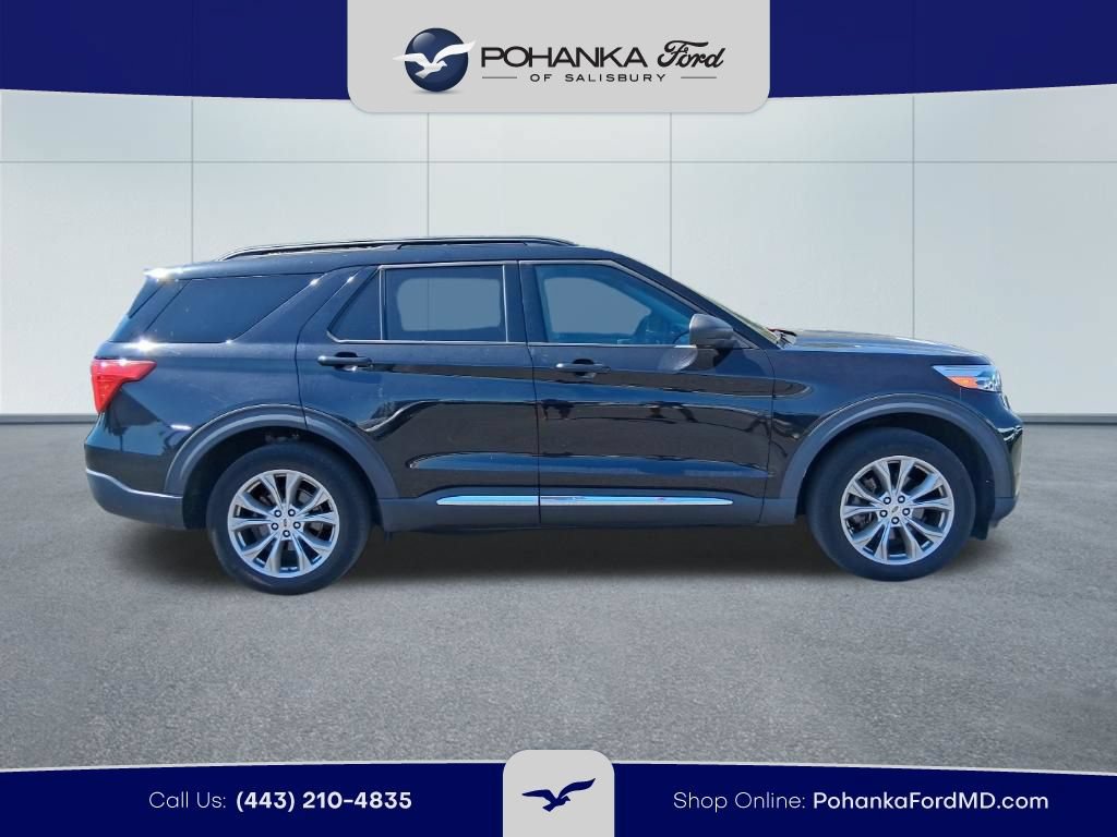 Used 2020 Ford Explorer XLT w/ Equipment Group 202A AWD/4WD image 4