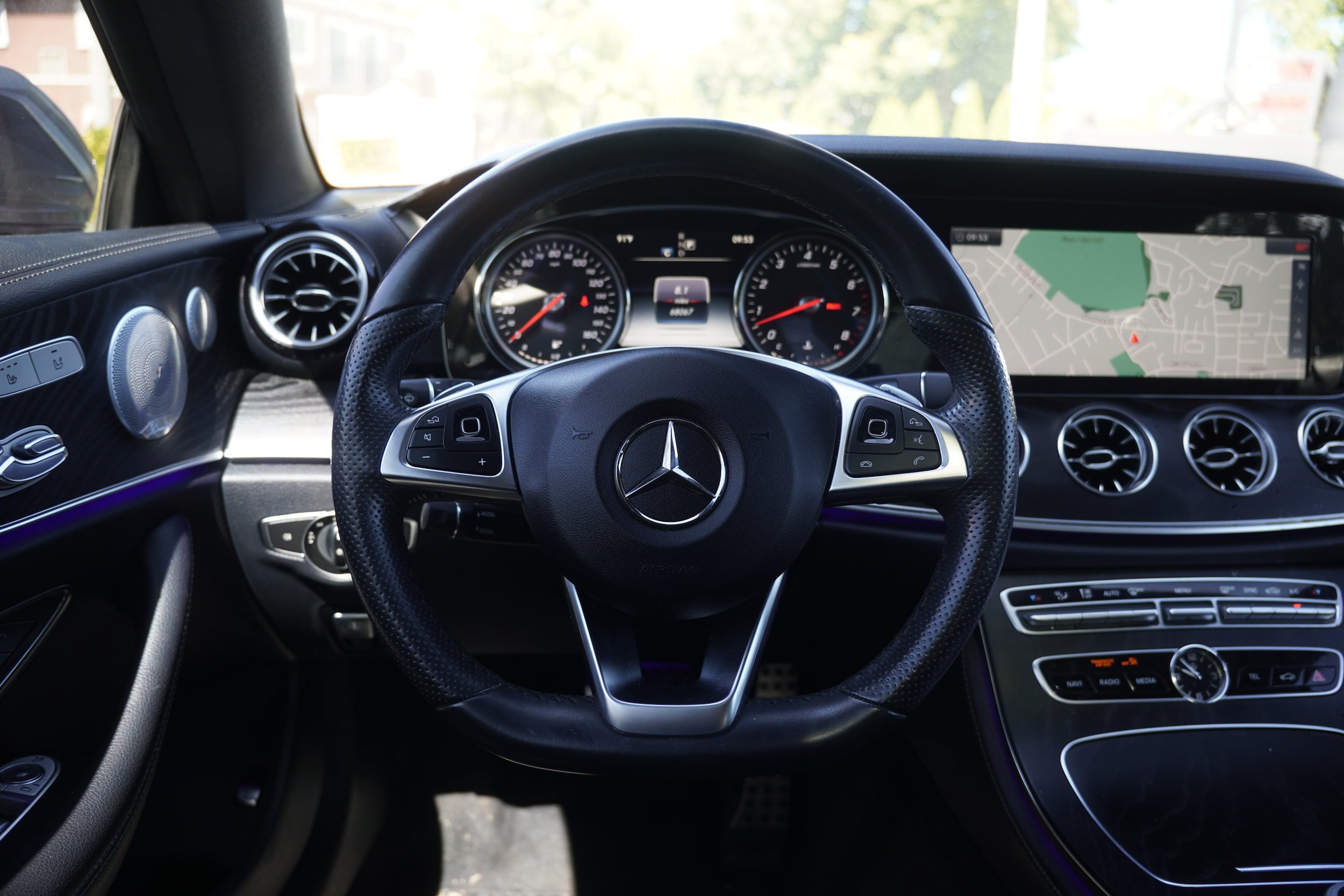 Used 2018 Mercedes-Benz E 400 Coupe w/ Premium 1 Package image 18