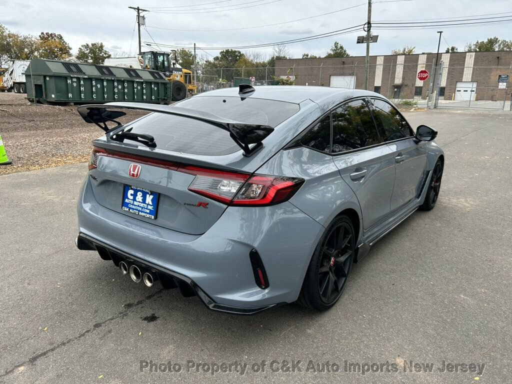 Used 2023 Honda Civic Type R image 11