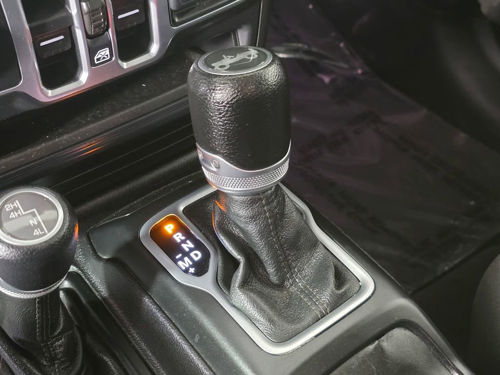 Used 2018 Jeep Wrangler Unlimited Sport S AWD/4WD image 36