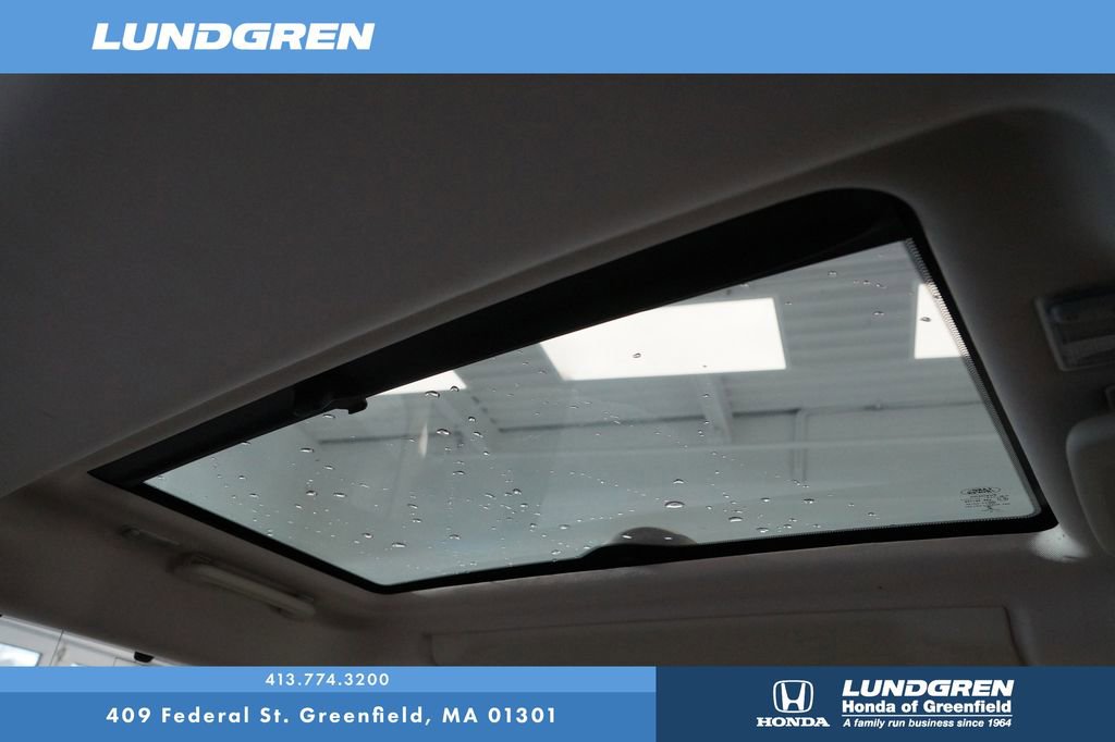 Used 2014 Land Rover LR4 HSE LUX image 17