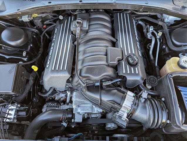 Used 2014 Chrysler 300 SRT8 w/ Leather Interior Group image 22